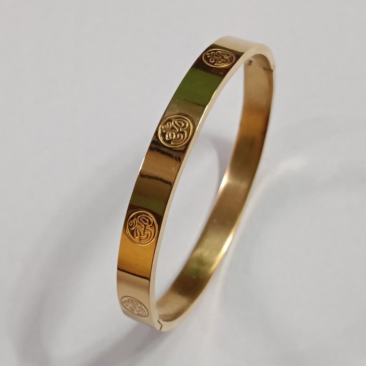 Om Symbol Gold-Toned Bracelet