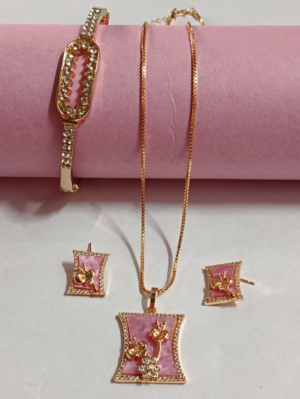Elegant Pink Floral Gold-Plated Jewelry Set